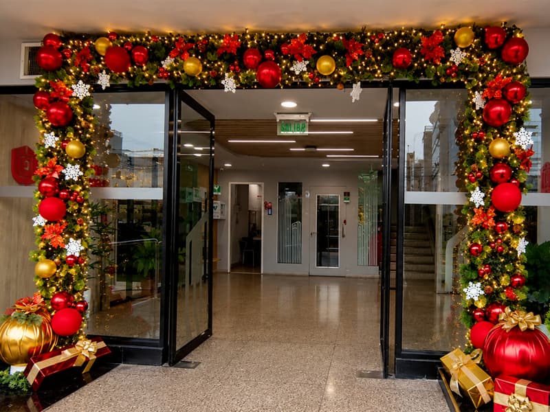 papa noel peru servicios de decoracion navideña para casas y oficinas